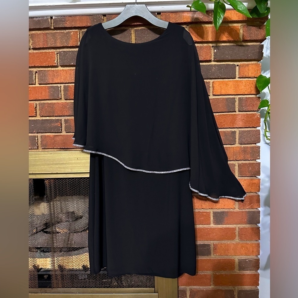 Prelude dress with sheer overlay accent of silver size Large excellent